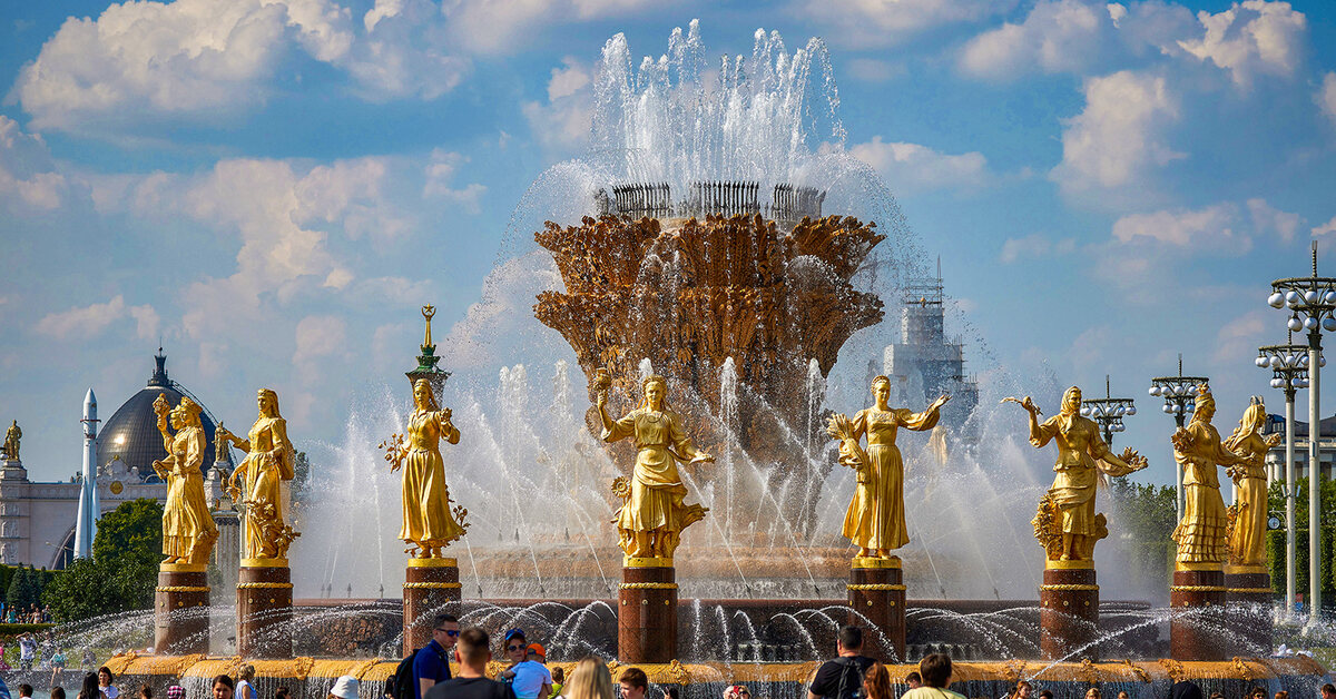 10 фактов о фонтане «Дружбы Народов» на ВДНХ