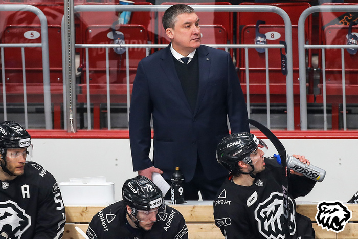 Александр Пашков: «Похоже, и Знарка, и Гатиятулина ждет долгое и унылое плавание»