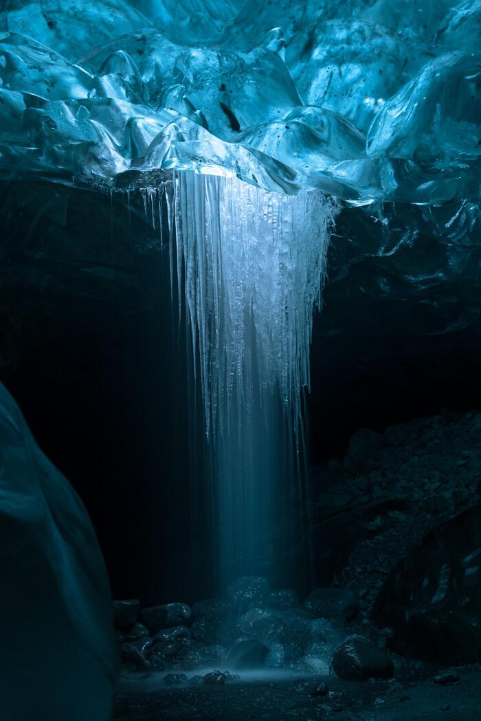 Замерзший водопад в пещере ледника Ватнайёкюдль, Исландия Фотография, Водопад, Ледяные пещеры, Ледник, Исландия