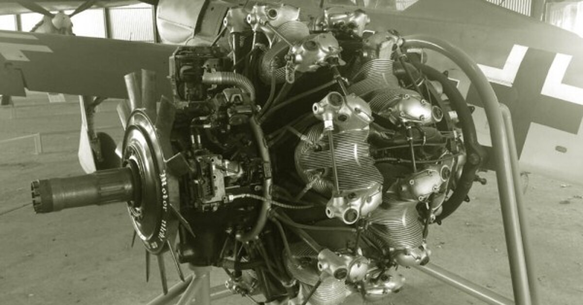 самолетный двигатель rolls royce. ротационный двигатель гном-рона. двигатель райт циклон r-3350. Iii engine. Genx-1b.