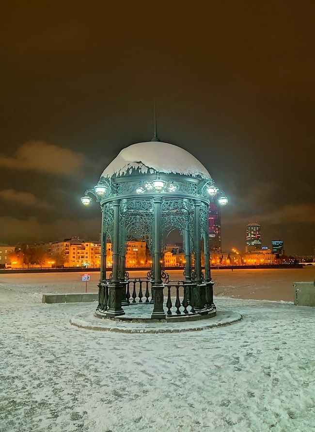 Ротонда в Екатеринбурге