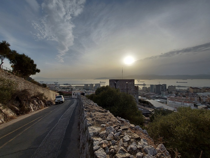 Гибралтар. Место, куда хочется вернуться Гибралтар, Путешествия, Испания, Великобритания, Туризм, Мобильная фотография, Длиннопост, Маяк