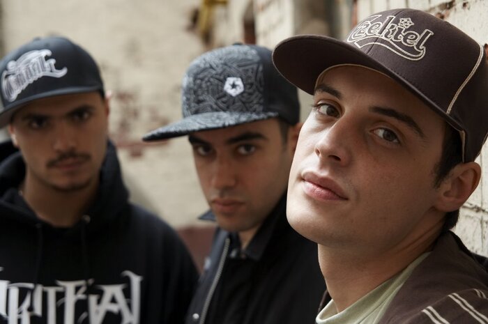 ������ Centr