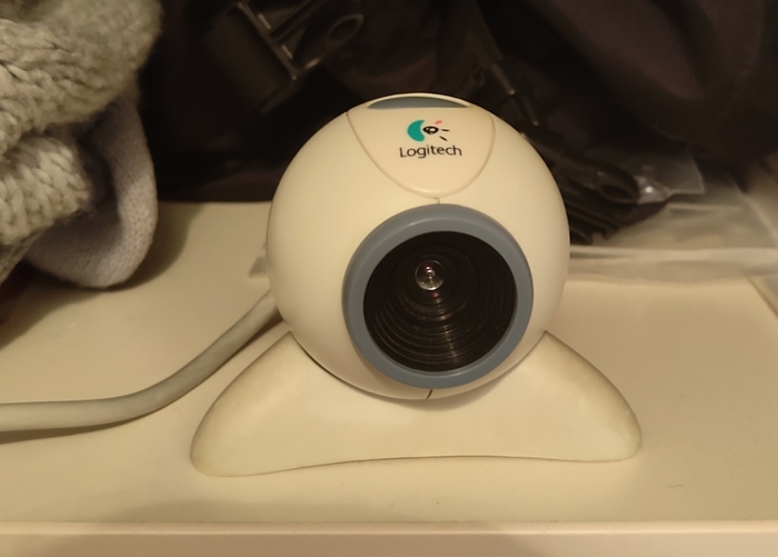 Logitech  , Logitech