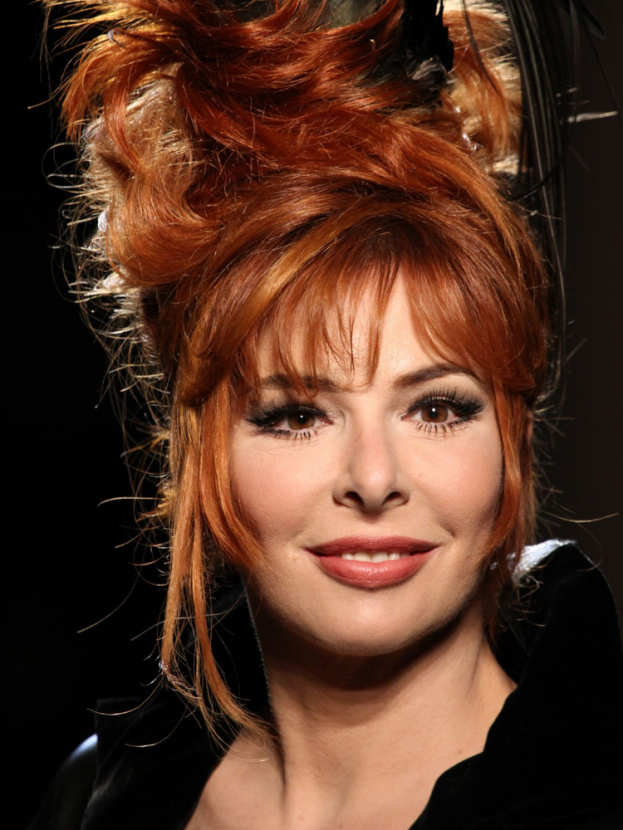 MYLENE FARMER и ее сумасшедшие концерты SYNTHPOP/POP-ROCK/DANCE-POP ...