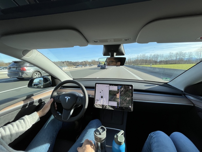     Tesla, Tesla Model y, , ,  , ,   