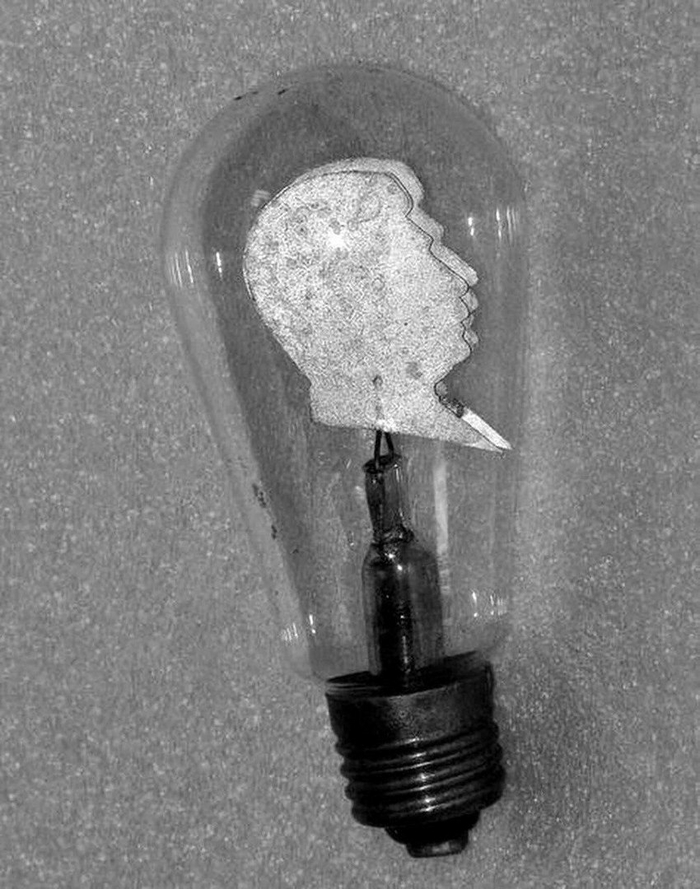 Лампочка Сталин