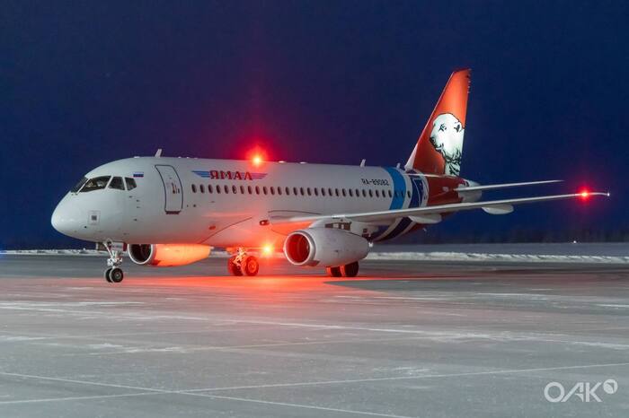 Полярные мишки Sukhoi Superjet 100, Ямал, Споттинг, Самолет, Длиннопост, Фотография
