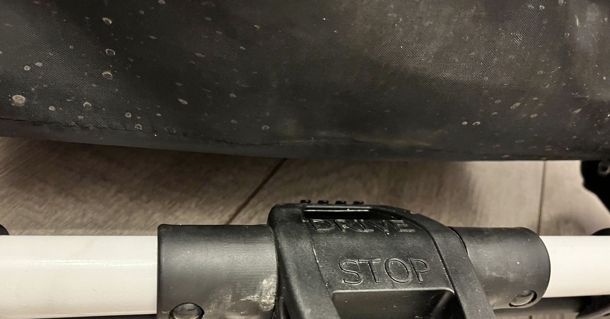 Спасибо, детский мир! Б/у коляска по цене новой ;) | Пикабу