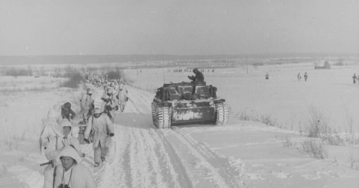 Наступление 2. Немцы на Восточном фронте 1943. Дас Райх под Москвой. Немецкие солдаты зима 1943.