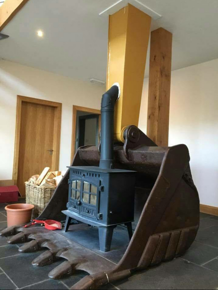 Дом экскаваторщика на пенсии?