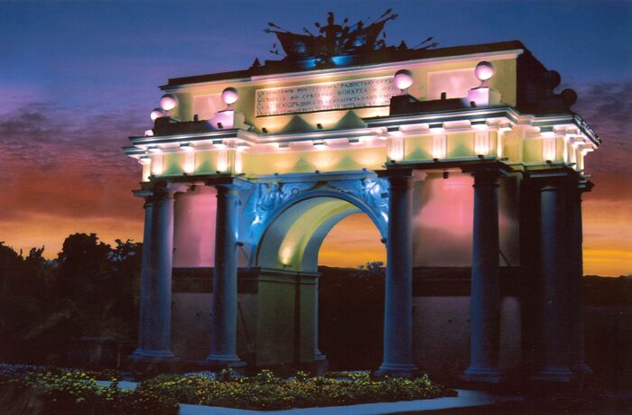 Триумфальные ворота города Новочеркасска Ростовской области