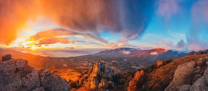 Рассвет на Южной Демерджи. Крым