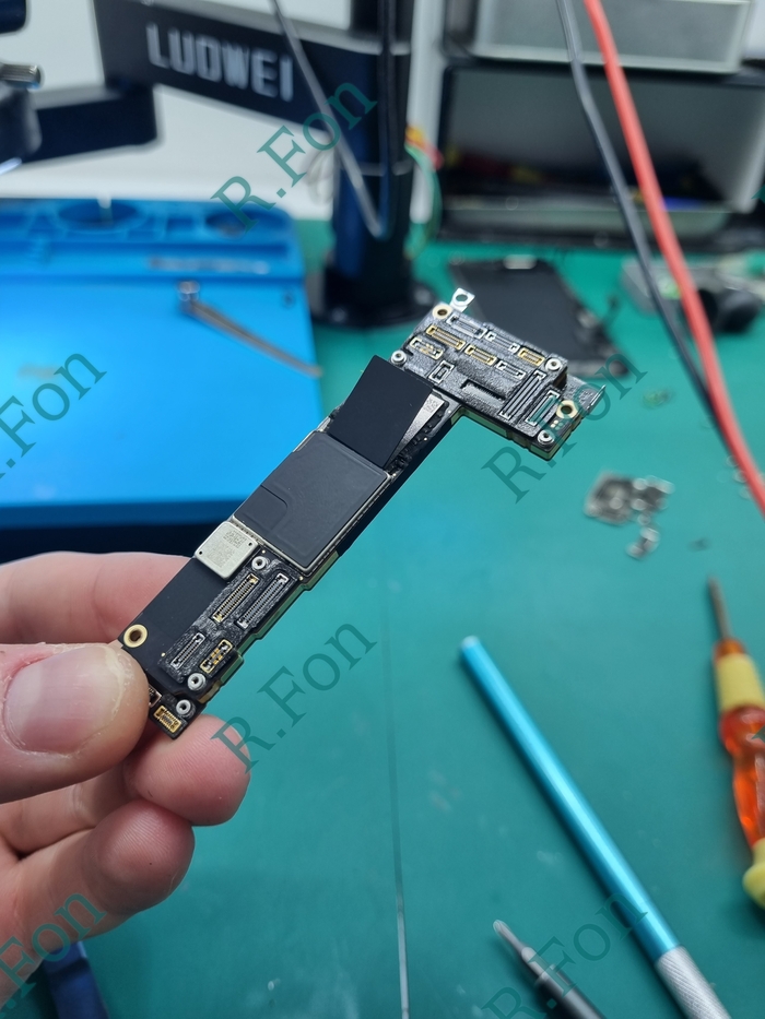 Оригинальный lightning как способ убийства Iphone Apple, iPhone 12, Lightning, Bad USB, Ремонт телефона, Пайка, Bga, Зарядка, Видео, YouTube, Длиннопост