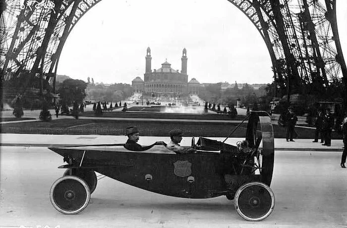 Автомобиль-пропеллер из 1913. года Leyat Helica Авто, Пропеллер, Познавательно, Винтаж, Автомобильная классика, История, Самолет, Эксперимент, Изобретения, Занимательно, Ретро, Ретроавтомобиль, Конструкция, Музей, Техника, Видео, YouTube, Длиннопост Автомобиль-пропеллер из 1913. года Leyat Helica Авто, Пропеллер, Познавательно, Винтаж, Автомобильная классика, История, Самолет, Эксперимент, Изобретения, Занимательно, Ретро, Ретроавтомобиль, Конструкция, Музей, Техника, Видео, YouTube, Длиннопост