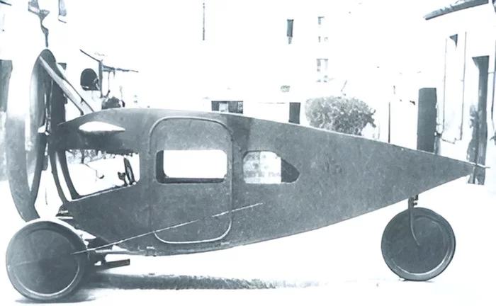 Автомобиль-пропеллер из 1913. года Leyat Helica Авто, Пропеллер, Познавательно, Винтаж, Автомобильная классика, История, Самолет, Эксперимент, Изобретения, Занимательно, Ретро, Ретроавтомобиль, Конструкция, Музей, Техника, Видео, YouTube, Длиннопост Автомобиль-пропеллер из 1913. года Leyat Helica Авто, Пропеллер, Познавательно, Винтаж, Автомобильная классика, История, Самолет, Эксперимент, Изобретения, Занимательно, Ретро, Ретроавтомобиль, Конструкция, Музей, Техника, Видео, YouTube, Длиннопост