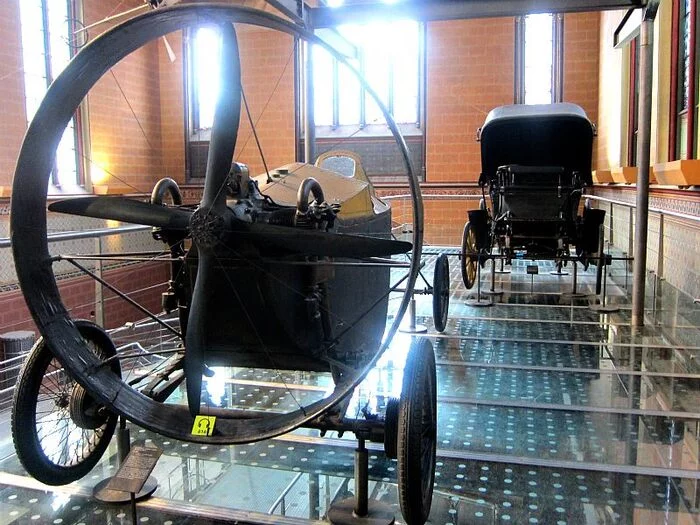 Автомобиль-пропеллер из 1913. года Leyat Helica Авто, Пропеллер, Познавательно, Винтаж, Автомобильная классика, История, Самолет, Эксперимент, Изобретения, Занимательно, Ретро, Ретроавтомобиль, Конструкция, Музей, Техника, Видео, YouTube, Длиннопост Автомобиль-пропеллер из 1913. года Leyat Helica Авто, Пропеллер, Познавательно, Винтаж, Автомобильная классика, История, Самолет, Эксперимент, Изобретения, Занимательно, Ретро, Ретроавтомобиль, Конструкция, Музей, Техника, Видео, YouTube, Длиннопост