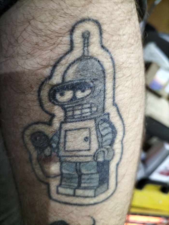 bender tattoo - Pesquisa Google | Tatuagens aleatórias, Tatuagem de computador, Tatuagem old school