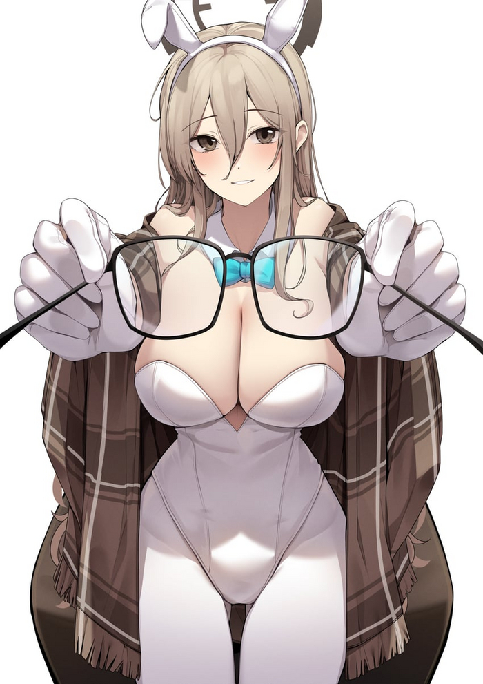 Примерь! Я думаю они тебе пойдут :3