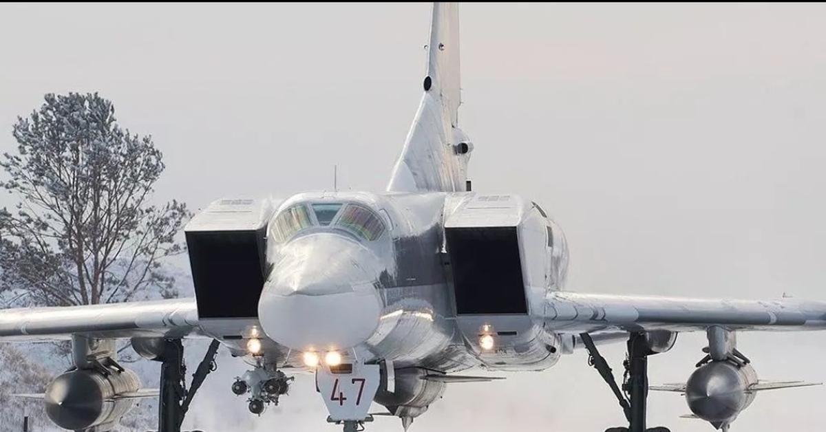 Сколько у россии самолетов ту 22. Ту-22м3. Двигатель ту 22м3. Ту 22м3м х32. Ту-22м3 Дальний бомбардировщик.