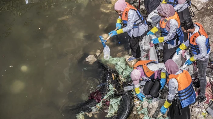 Египтяне превращают отходы из реки Нил в плитку Экология, Мусор, Египет, Переработка, Длиннопост