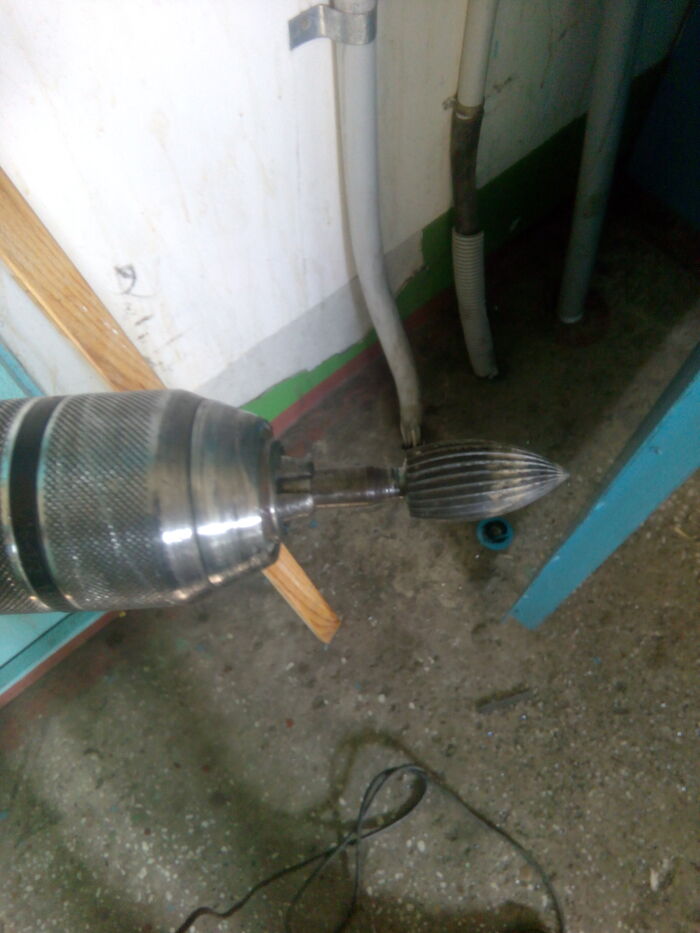 Служба вскрытия замков 36. Установка врезного замка в старую ...