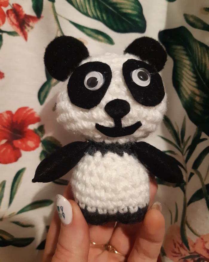 Пандочка вязаная