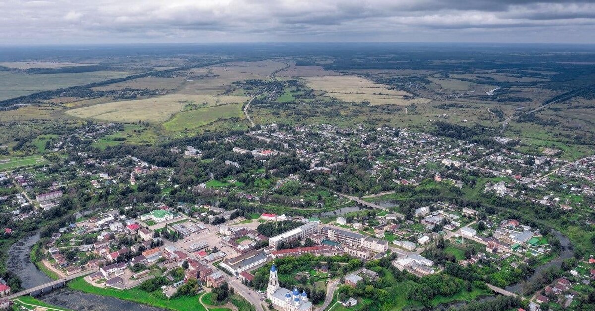 Обл города. Кашин Тверская область. Городское поселение город Кашин. Кашинка Тверская область. Кашин река Кашинка.