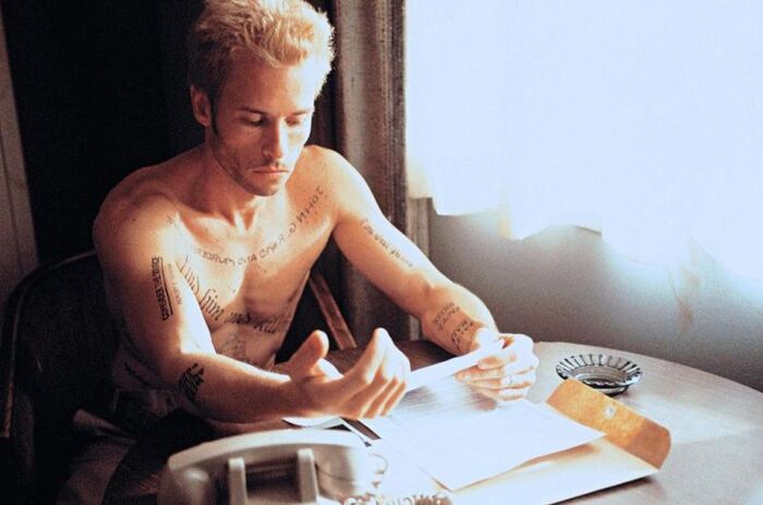 Memento... ,    ,  , - ,  , 