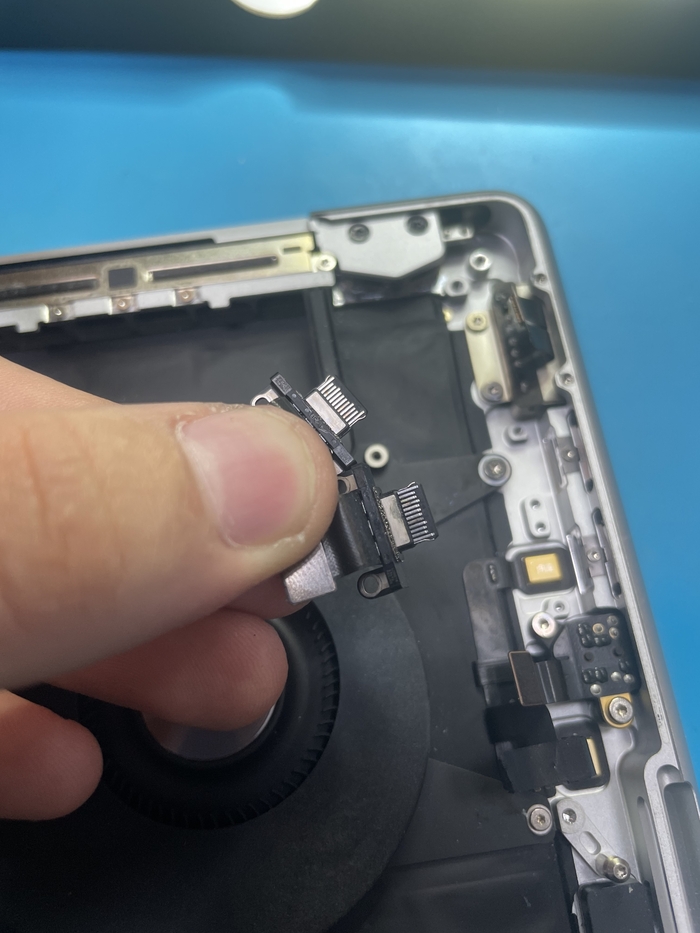 Ремонт залитого A2442 Ремонт техники, Ремонт ноутбуков, Macbook, Apple, Длиннопост