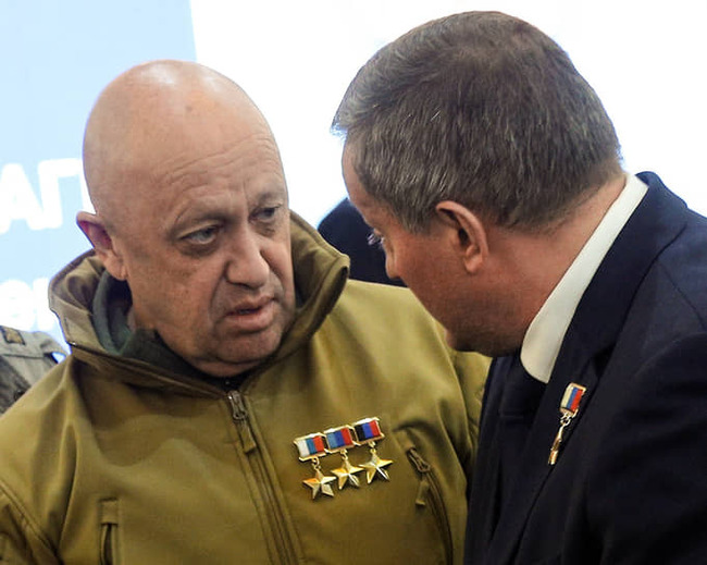 Пригожин рассказал об ограничении поставок ЧВК «Вагнер» саперных лопаток и запрете на перевозки самолетами