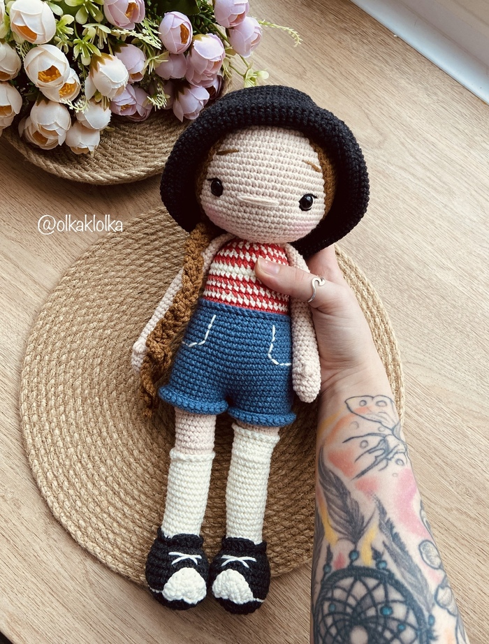 Вязаная девочка