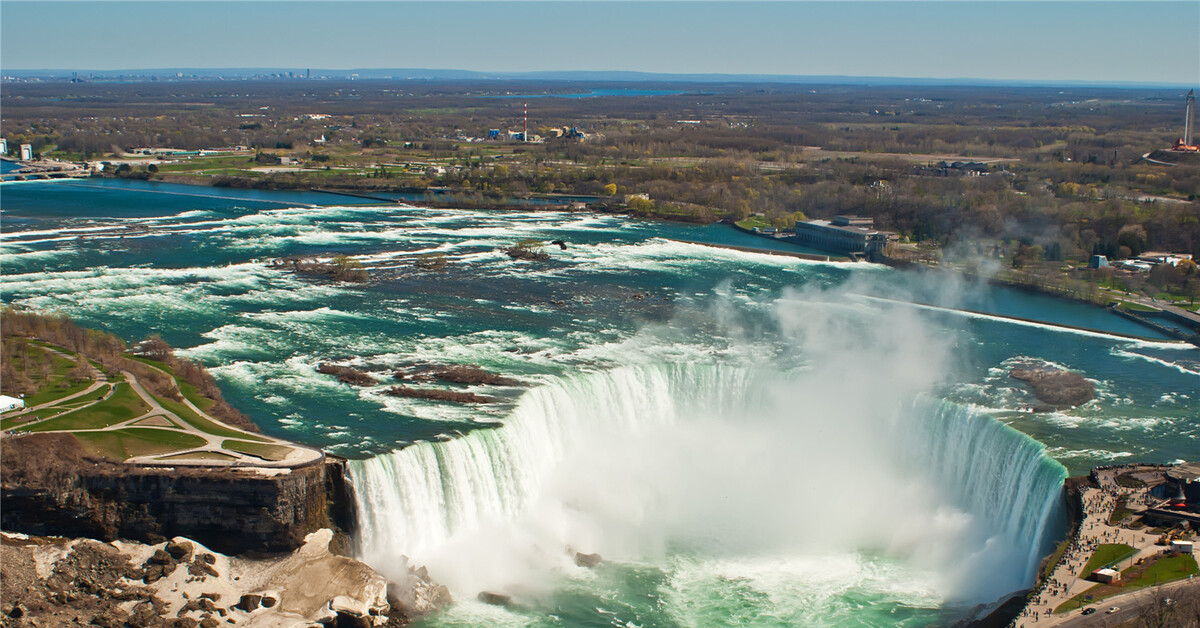 Niagara falls canada. Ниагарский водопад Канада. Ниагарский водопад Кана. Река Ниагара Канада. Ниагарский водопад подкова Канада.