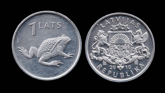 Жаба на монете