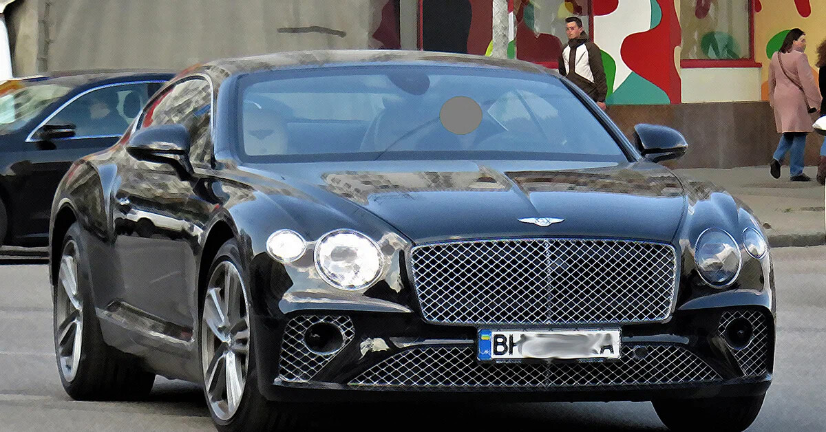 Какие машины на украине. Бентли 222. 3w5837017 Bentley. Бентли 999. Украинские номера машин.