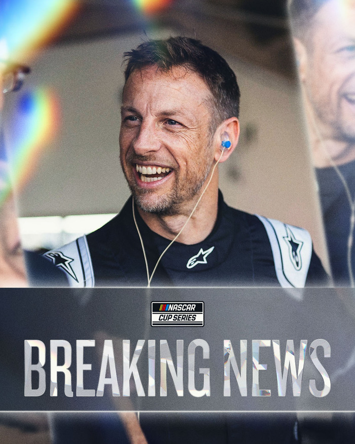 В этом сезоне Дженсон Баттон будет выступать в трех гонках серии NASCAR Cup