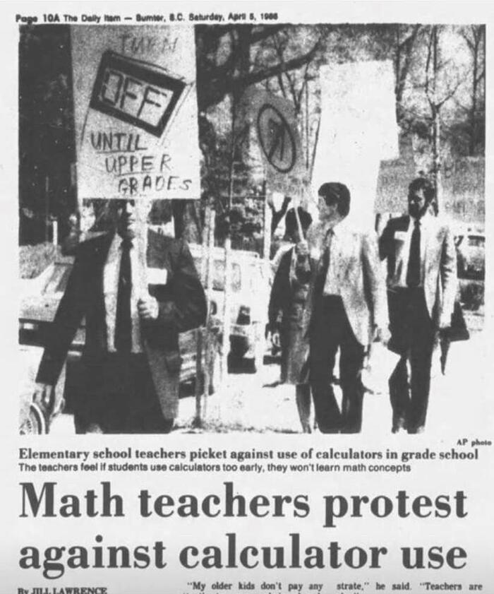 Учителя математики протестуют против использования калькуляторов