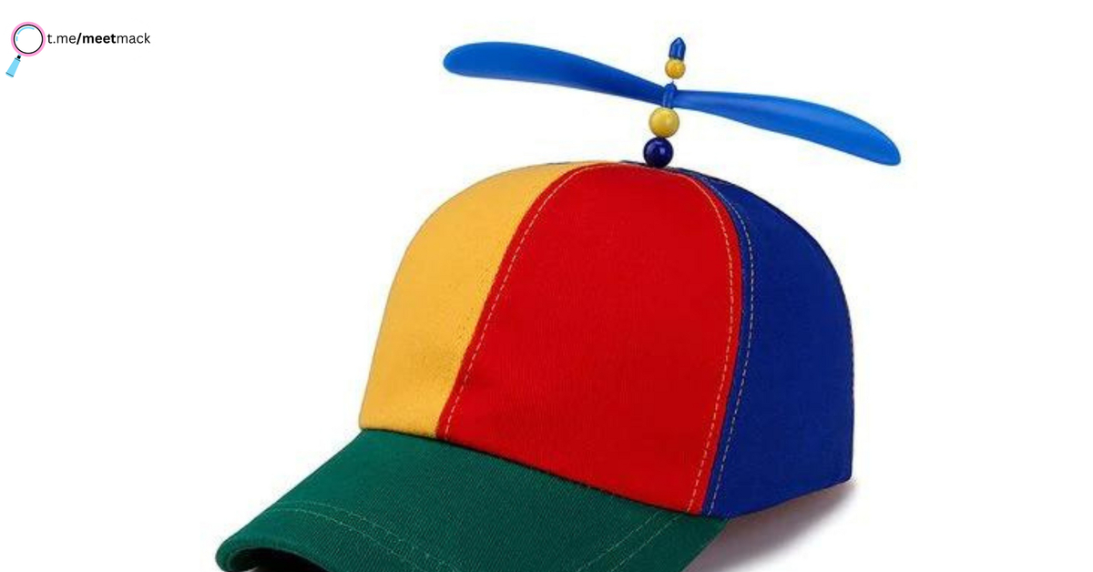 Мальчик с пропеллером. Кепка с пропеллером. Детская кепка с пропеллером. Мальчик с пропеллером. Детская шапочка с пропеллером.