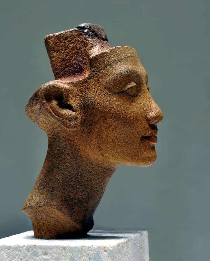 Загадка Нефертити или всё, что вы хотели и НЕ хотели знать о великой царице Древний Египет, История (наука), Археология, Научпоп, Длиннопост, Нефертити, Египтология Загадка Нефертити или всё, что вы хотели и НЕ хотели знать о великой царице Древний Египет, История (наука), Археология, Научпоп, Длиннопост, Нефертити, Египтология