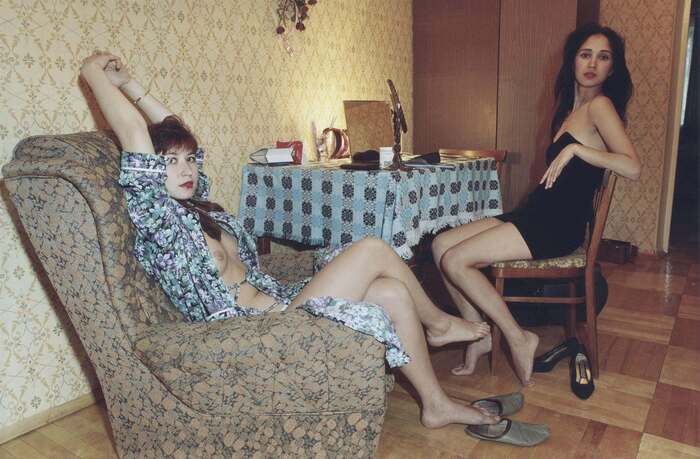 Эротика на фоне фотообоев и грязных подворотен — Россия глазами русского философа