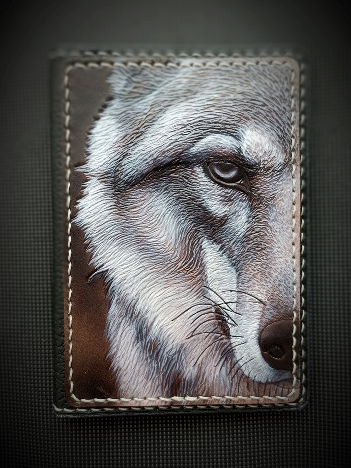 Волк тиснение кожи, роспись