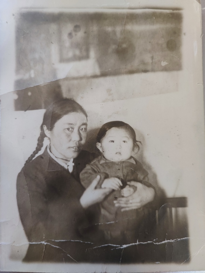 Помогите сделать ретушь и колоризацию