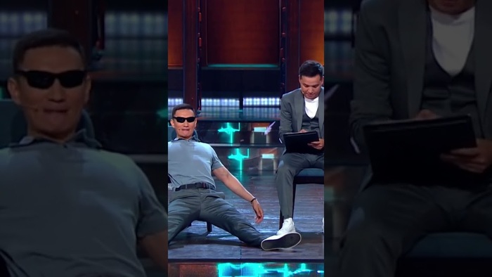 История о том, как безоружный казахский парень отоварил трех вооруженных огнестрелом чернокожих в США