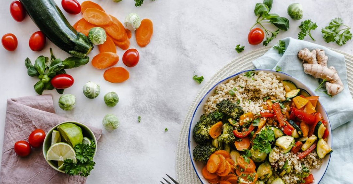 Vegetable plate. Питание. Здоровая еда. Правильное питание. Правильное и здоровое питание.