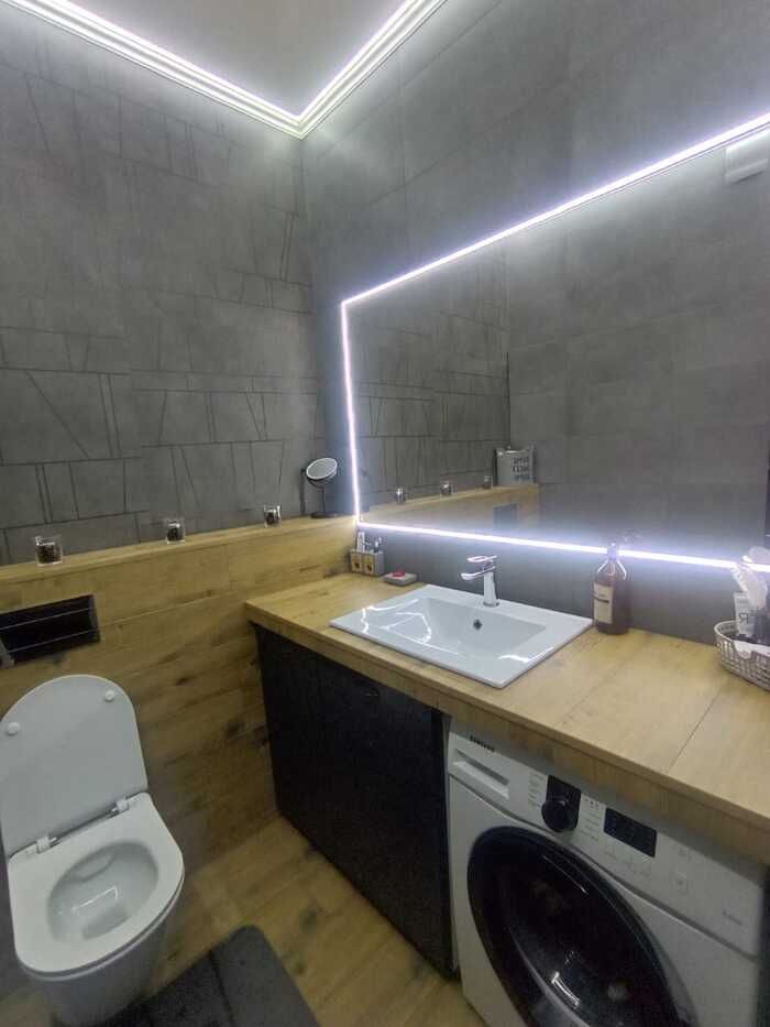Туалетная комната в тёмных тонах Дизайн интерьера, Интерьер, Ремонт, Дизайн, Сантехника, Длиннопост