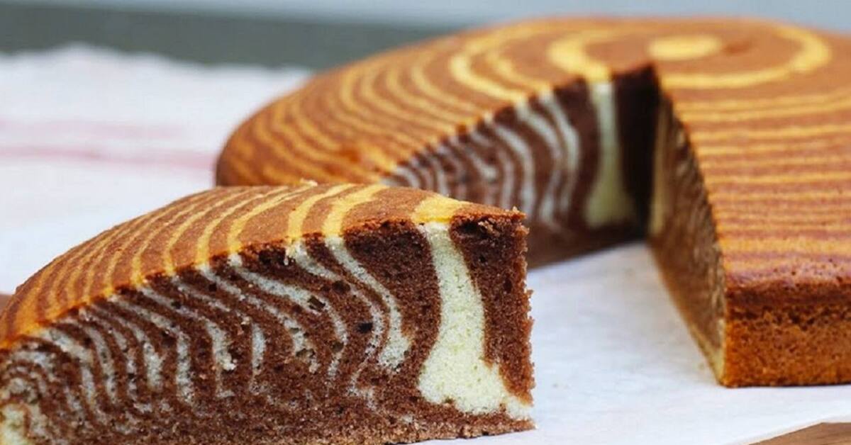 Пирог зебра на молоке. Кекс пирог зебра. Корж зебра. Торт зебра. Муссовый торт зебра.