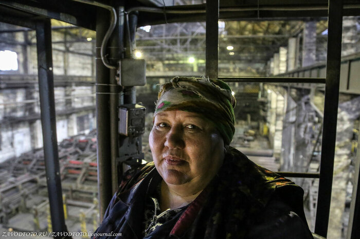 Из серии «Именно они делают Россию великой» / снято мной на Эл 6 Новочеркасск (ранее Новочеркасский электродный завод)