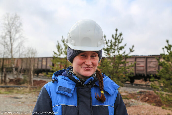 Из серии «Именно они делают Россию великой» / снято мной на Разрезе «Саяно-Партизанский» (компания «Русский Уголь», Красноярский край)