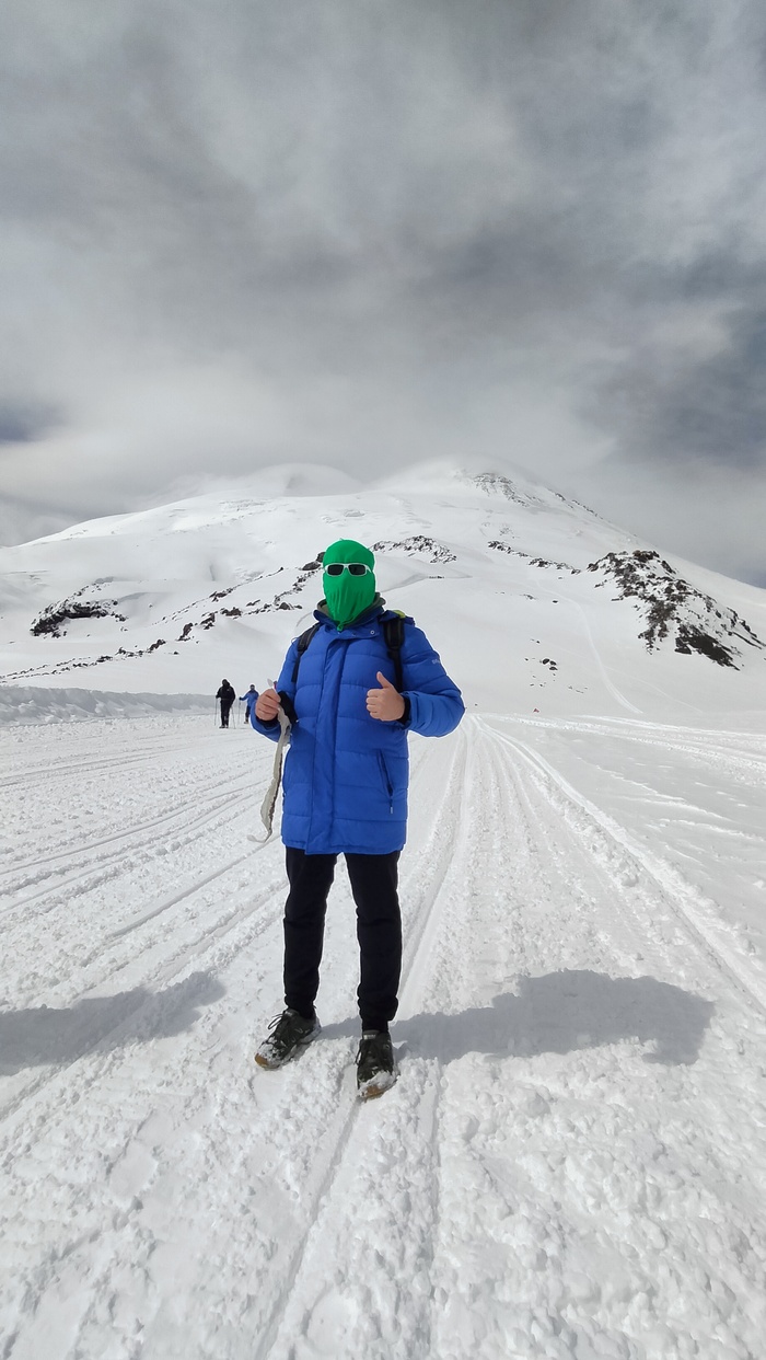 Уборка мусора на 4000 м. Эльбрус