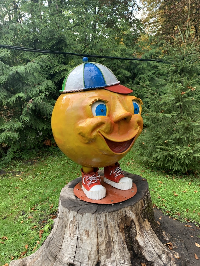 Памятник Колобку | Пикабу